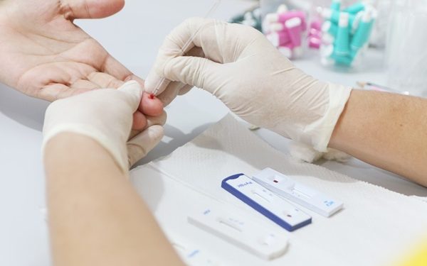 Casos de hepatite A crescem 400% na Bahia e atingem adultos jovens