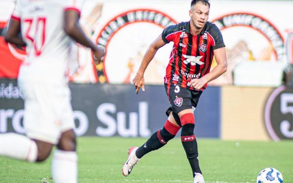 ‘Para lavar a alma’, diz Zé Marcos após Vitória encerrar jejuns