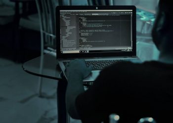 Invasão hacker movimenta mais de R$ 800 mi em sistema conectado ao Pix