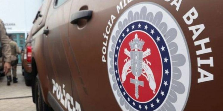 ATAQUE EM CAMAMU: integrantes do CV disparam contra unidade da PM e casa do comandante