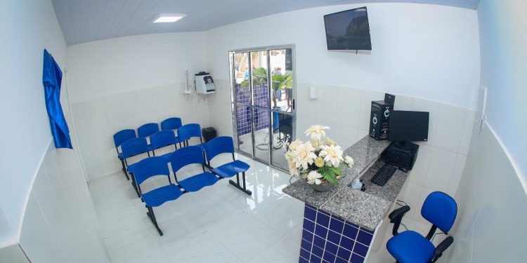 Candeias: Prefeito dará Ordem de Serviço para reforma do 3º PSF em menos de um mês