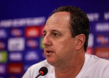 Bahia: Ceni sonha com título da Copa do Brasil, mas prega cautela