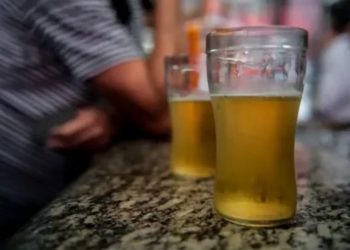 Bar de Salvador lança promoção para comemorar prisão de Bolsonaro