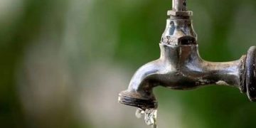 Serviço da Embasa ainda não foi concluído e abastecimento pode levar até 48h para normalizar