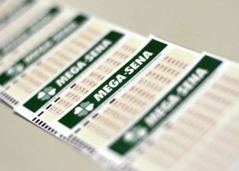 Mega-Sena pode pagar R$ 9 milhões neste sábado (9)