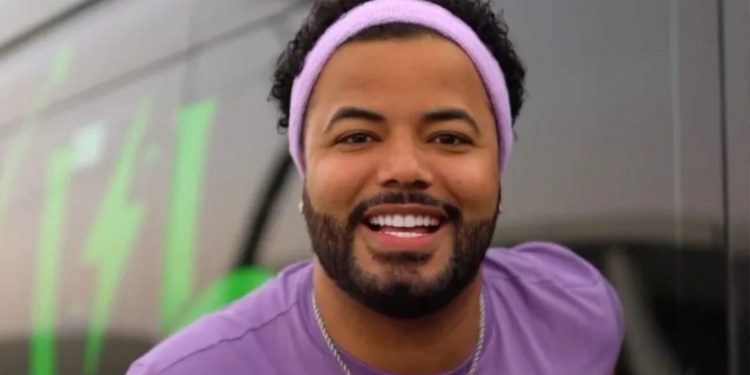 POLÊMICA: deputado do PT pede prisão preventiva de Hytalo Santos por expor crianças na internet