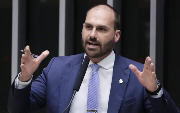Eduardo Bolsonaro sobre Moraes: ‘Vou às últimas consequências para retirar esse psicopata’