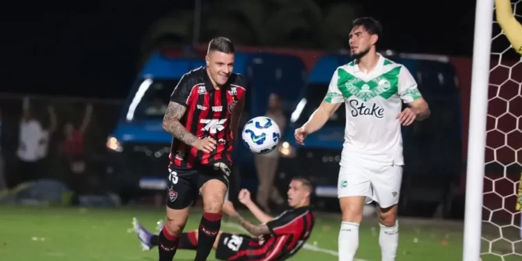 Vitória abre 2 a 0 de vantagem, mas cede empate para o Juventude no final