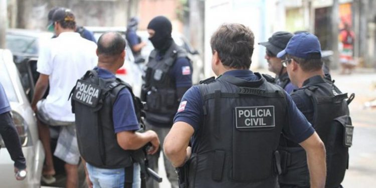 Operação da Polícia Civil da Bahia prende líderes de facção ligada ao Rio de Janeiro