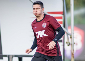 Osvaldo minimiza jejum do Vitória e aposta em retomada contra o Flamengo