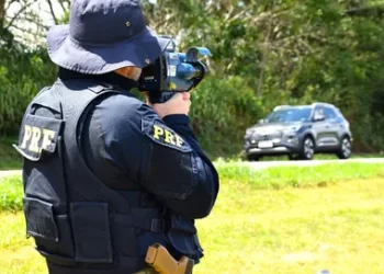 CANDEIAS: Acidentes na BR-324 deixam duas pessoas mortas e quatro feridas