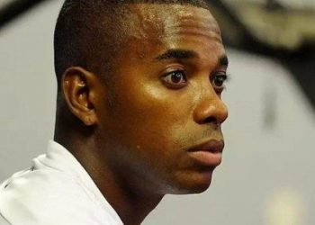 STF forma maioria para manter prisão de Robinho