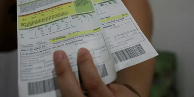 LUZ MAIS CARA: bandeira vermelha permanece em setembro e aperta o bolso dos baianos