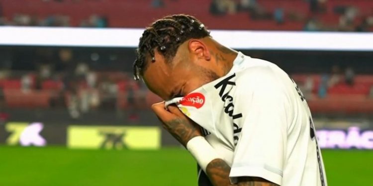 Fora da convocação? Neymar sofre lesão e vira dúvida na lista da Seleção Brasileira; confira