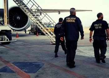 Mulher é flagrada com quase 1 kg de cocaína ao tentar embarcar para Paris no aeroporto de Salvador