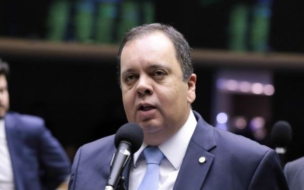 Overclean: propinas de contratos chegam a quase R$ 8 milhões com emendas de Elmar