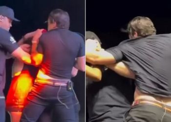 Natanzinho Lima é agarrado, mordido e tem roupas rasgadas por fã que invadiu o palco