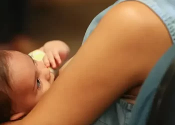 Governo amplia licença-maternidade em até 120 dias no Brasil