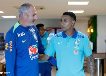 Jean Lucas fala de evolução no Bahia e elogia Ancelotti: ‘Maior da história’