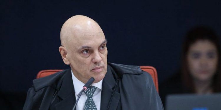 Em julgamento de Bolsonaro, Moraes diz que papel do STF é ‘julgar com imparcialidade ignorando pressões’