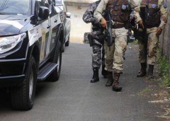 Polícias Militar e Civil realizam Operação Sinergia contra facções em Salvador