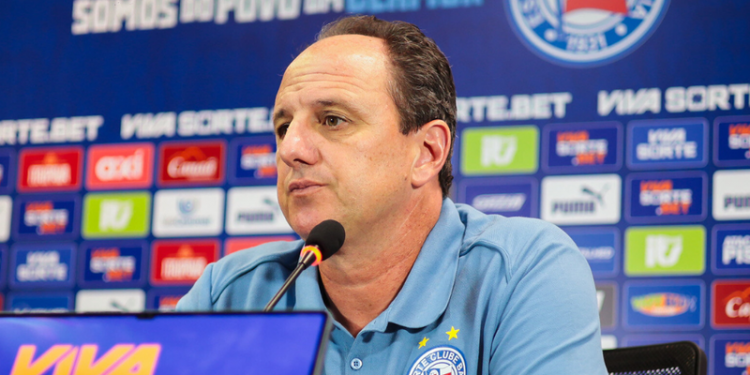 Rogério Ceni figura entre os dez técnicos mais bem pagos do futebol brasileiro; confira ranking