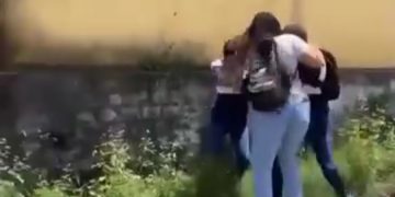 ENTRE TAPAS E PUXÕES DE CABELO: alunos brigam em Candeias