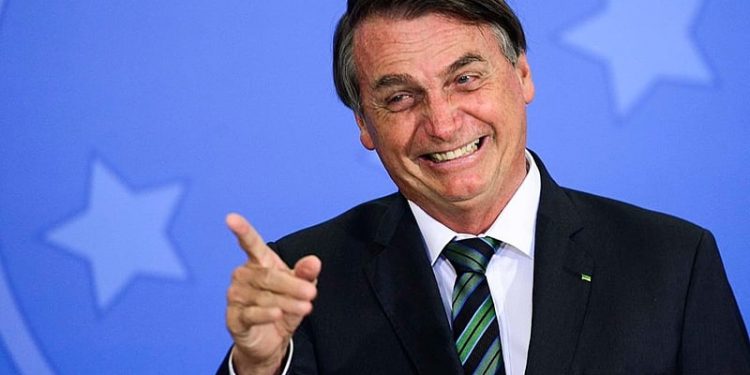 Bolsonaro só poderá disputar eleições após os 100 anos de idade; entenda