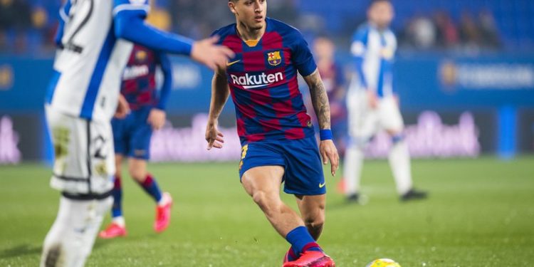 Vitória acerta contratação de atacante ex-Barcelona; saiba quem