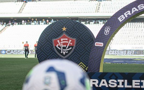 ‘Dos males, o menor’: Concorrentes do Vitória na luta permanência tropeçam