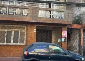 Sem alma! Homem esfaqueia, mata e dorme ao lado da namorada em Salvador 