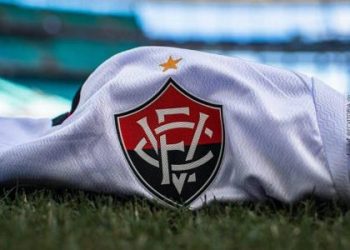 Banco Central rompe acordo e volta a cobrar penhora do Barradão