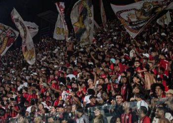 Vitória anuncia 25 mil ingressos vendidos e Barradão deve lotar contra o Fluminense