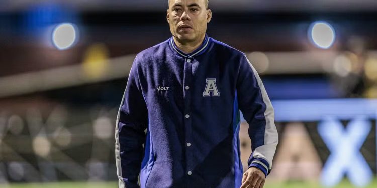 Vitória avança para contratar Jair Ventura, que deixa o Avaí