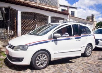 Candeias: Taxistas são convocados para vistoria obrigatória para renovação de alvará; saiba detalhes