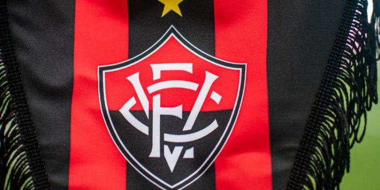 Vitoria anuncia novo treinador para o lugar de Rodrigo Chagas; saiba detalhes
