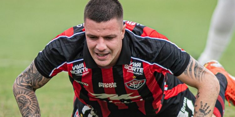 Vitória supera 80% de chances de rebaixamento, mas detalhe semelhante à campanha do ano passado gera esperança