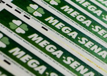 Mega-Sena acumula e pode pagar R$ 27 milhões neste sábado