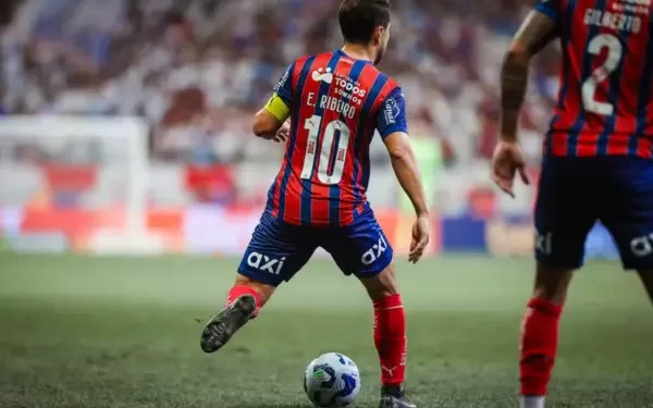 CÂNCER NA TIREOIDE: Everton Ribeiro revela diagnóstico e cirurgia; camisa 10 descobriu doença há um mês 