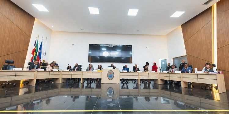 URGENTE: Câmara de SFC dá as costas à população e deve votar projeto de Calmon que retira “Pão na mesa”; sessão será sem transmissão na internet