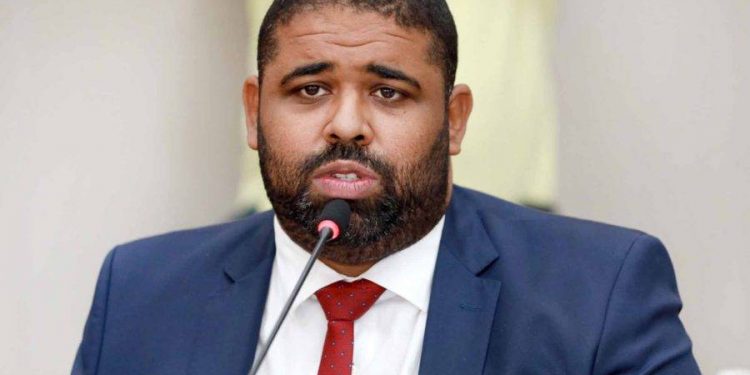 Secretário de Jerônimo apaga postagem que acusava PM de extermínio