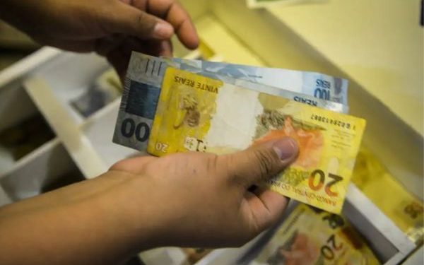 Veja quanto o trabalhador vai economizar com a nova dedução do Imposto de Renda