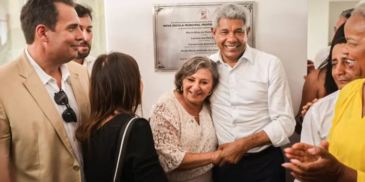 “Prefeita que votou em ACM Neto faz promessa a Jerônimo: “a minha vida política vai te pertencer”