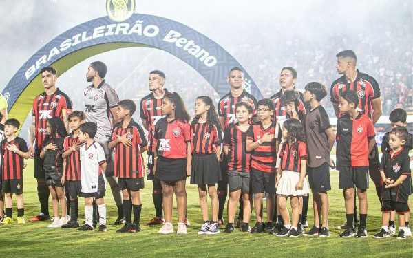 Vitória precisa quase dobrar o aproveitamento para evitar o rebaixamento