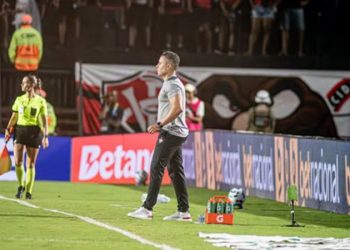Jair Ventura comemora os primeiros 3 pontos pelo Vitória: ‘Final se ganha’