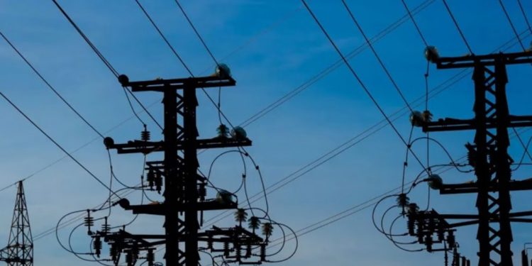 Incêndio em subestação no Paraná causa apagão na Bahia e outros seis estados