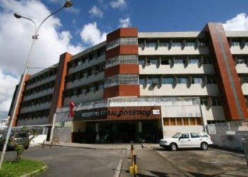 Criança de 8 anos esfaqueada pela mãe em Salvador perde a visão de um dos olhos