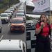 Donos de autoescolas protestam contra governo e causam lentidão na Av. Paralela