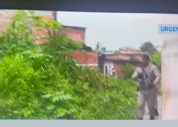 TIROTEIO NA URBIS 1: TRAFICANTES ATIRAM CONTRA A POLÍCIA EM CANDEIAS; ÁREA ESTÁ CERCADA PELA RONDESP E PELO 26° BPM