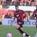 Em jogo truncado, Vitória perde para o Corinthians com um a mais no Barradão